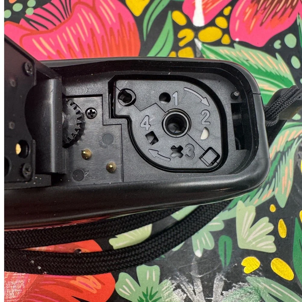 Vivitar XM130 APS Film Camera Black Focus Free Motorized Auto Flash Panorama